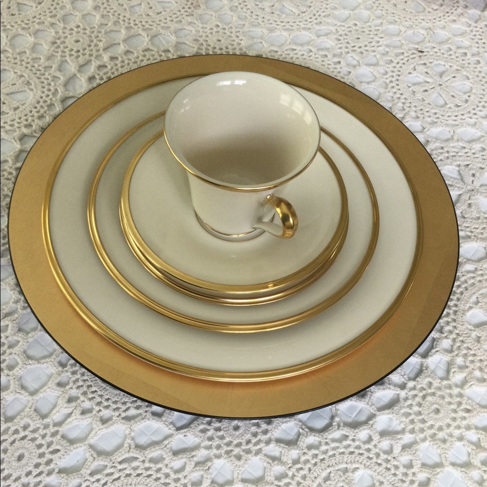 5pc Ivory LENOX ETERNAL China w/24K Gold Rim